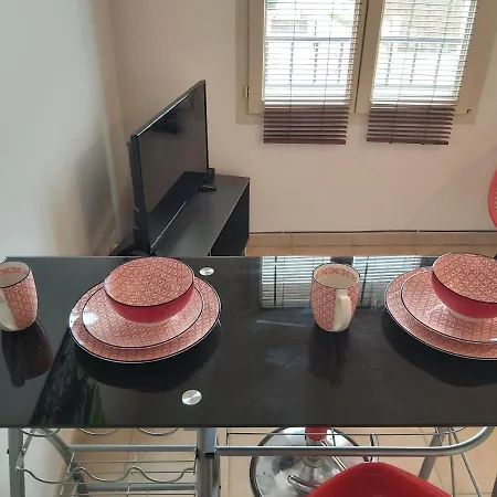 Hebergements Sylvain Apartman Neuilly-l'Évêque