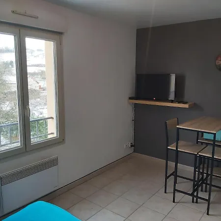 Hebergements Sylvain Apartment Neuilly-l'Eveque