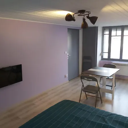 Hebergements Sylvain Apartman *