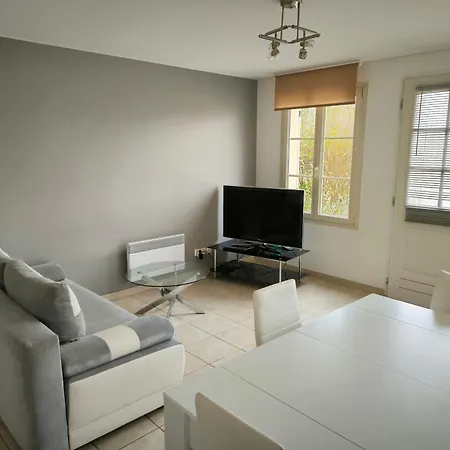 Apartment Hebergements Sylvain