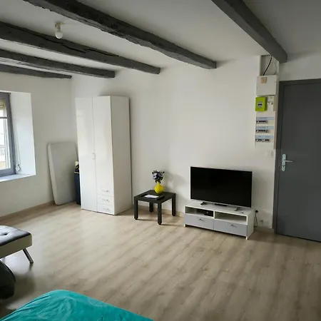Hebergements Sylvain Apartment *