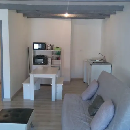 Hebergements Sylvain Neuilly-l'Évêque