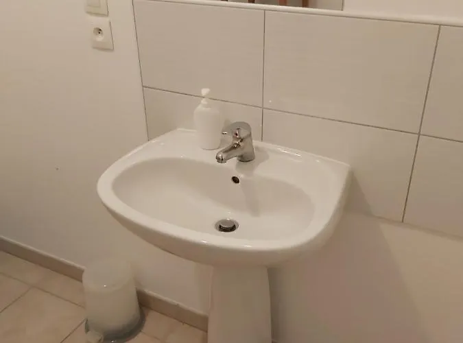 Hebergements Sylvain Lägenhet Neuilly-l'Eveque