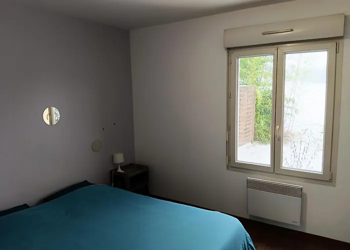 Hebergements Sylvain Lägenhet *