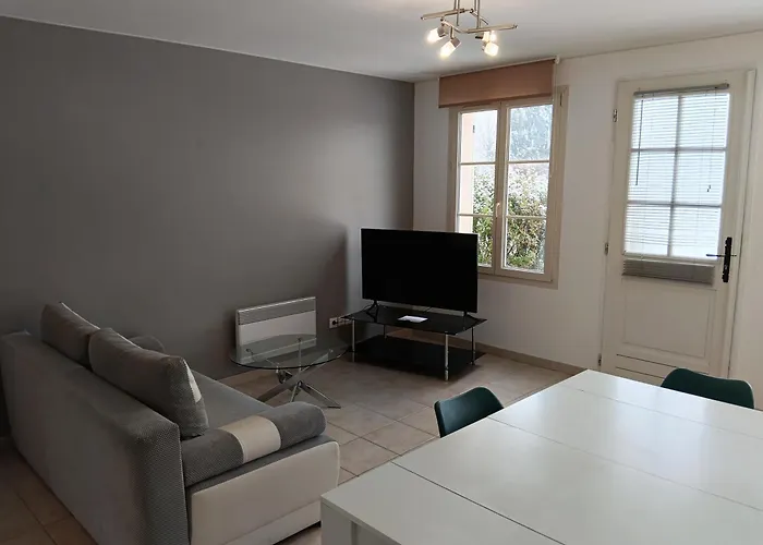 Hebergements Sylvain Neuilly-l'Eveque