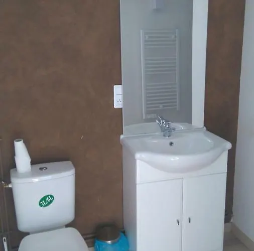 Hebergements Sylvain * Neuilly-l'Eveque